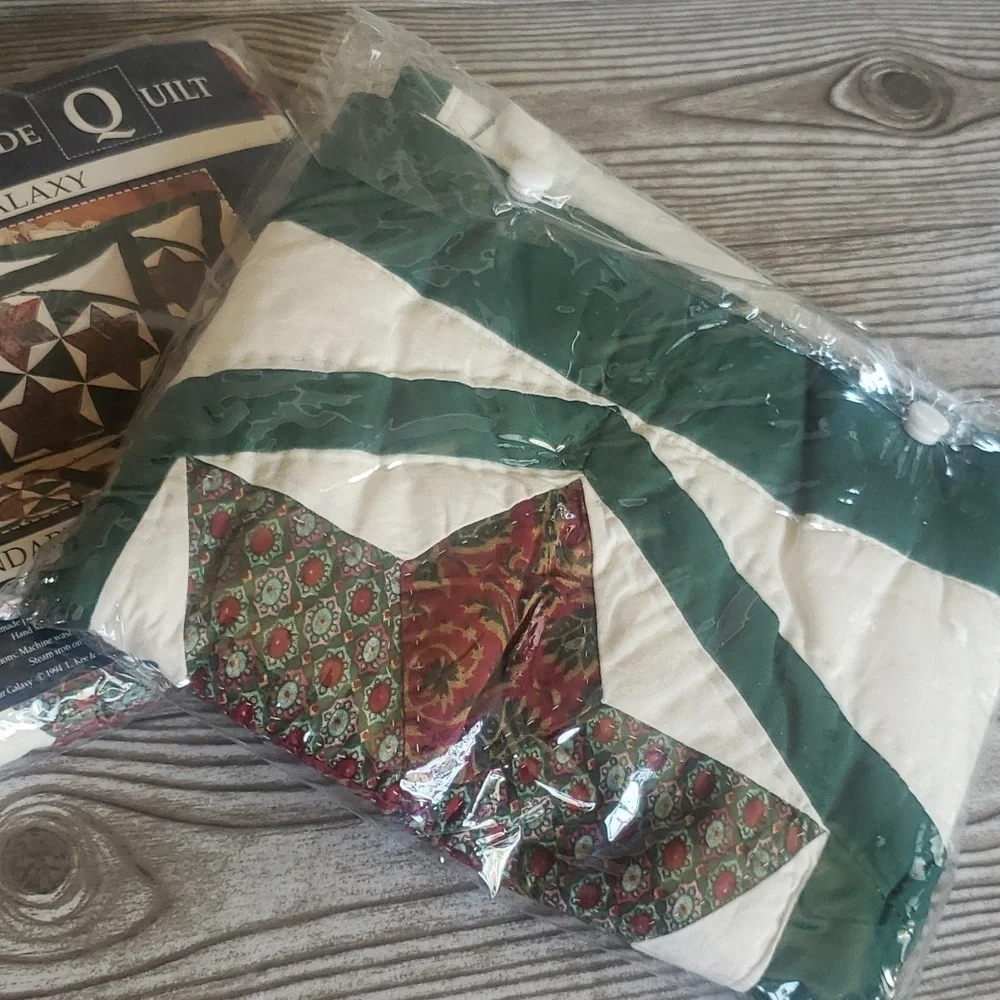Hand Made quilt standar pair of shams new